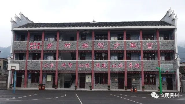 經(jīng)典校園文化墻主題_經(jīng)典文化與流行文化_校園墻繪